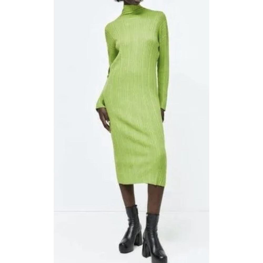Zara high collar knit ribbed midi bodycone dress size M green dopamine